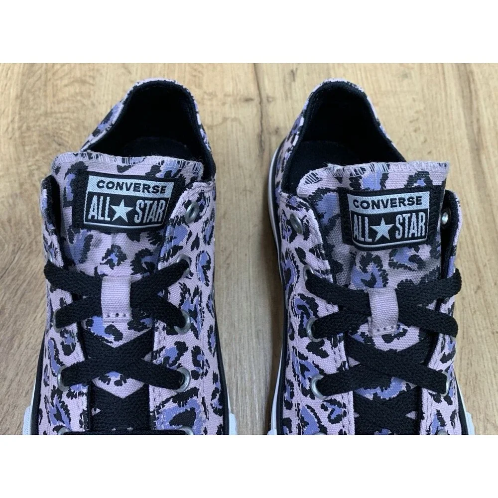 Converse Chuck Taylor Eva Lift Heart Print Platform Junior Kids Size 3